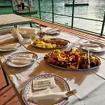 Wooden Lakefront 'miris Ljeta' *