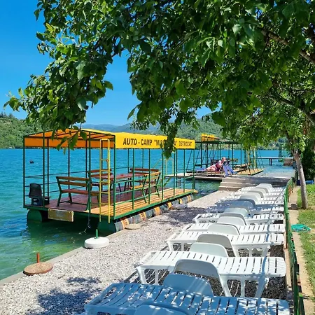 Camping Wooden Lakefront 'miris Ljeta'